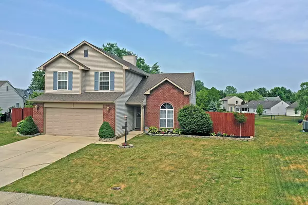 223 Brixton Woods West DR, Pittsboro, IN 46167