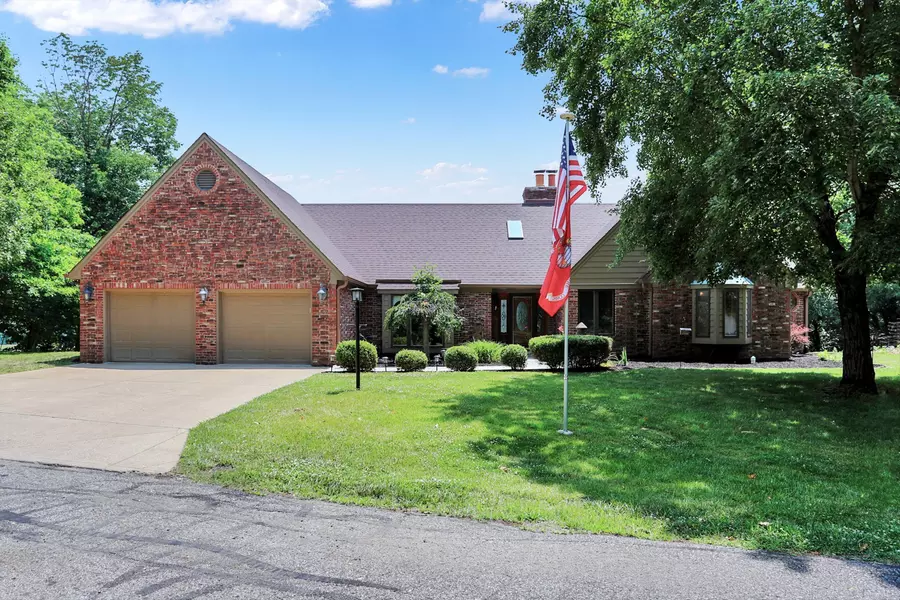 2973 Golf Course DR, Martinsville, IN 46151