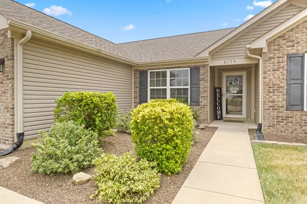 Avon, IN 46123,8139 Oriole Point DR