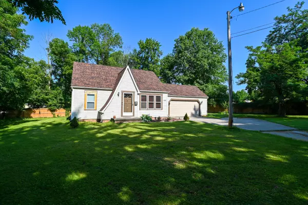 Fortville, IN 46040,331 W Staat ST