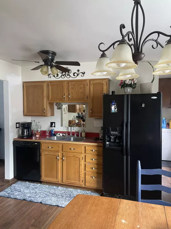 Galveston, IN 46932,506 Kenilworth LN