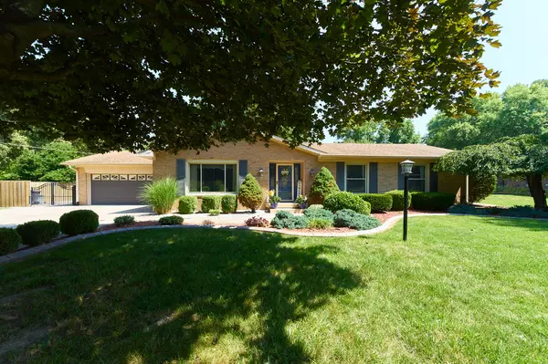 4096 Easy ST, Greenwood, IN 46142