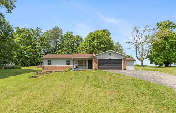 10483 W County Road 100 S, Hope, IN 47246