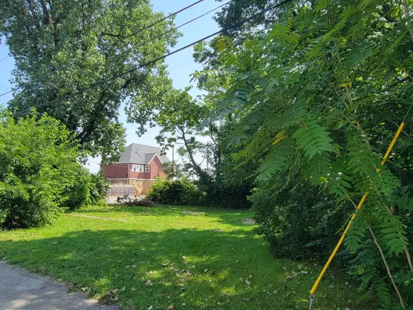 Indianapolis, IN 46202,115 W 22nd ST