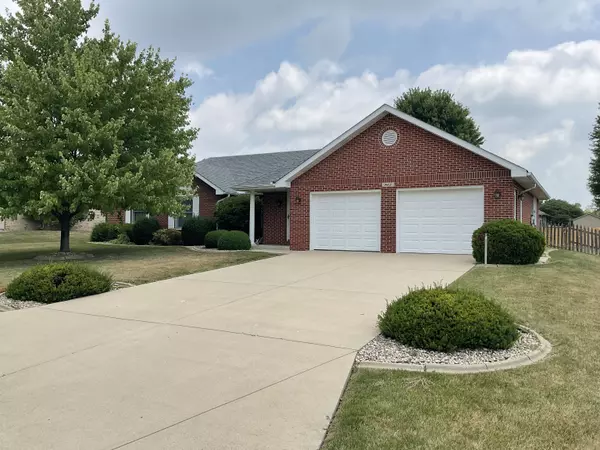 862 Westgate DR, Anderson, IN 46012