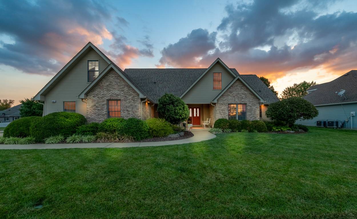5052 Par 4 LN, Terre Haute, IN 47802