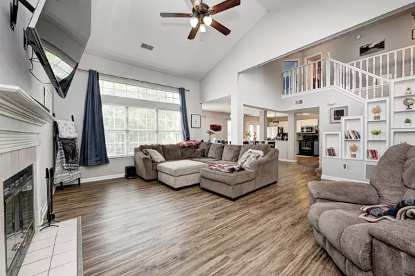 Indianapolis, IN 46229,1115 Pine Mountain WAY