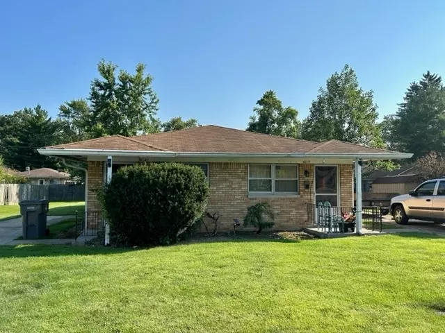 Indianapolis, IN 46219,6121 E 11th ST