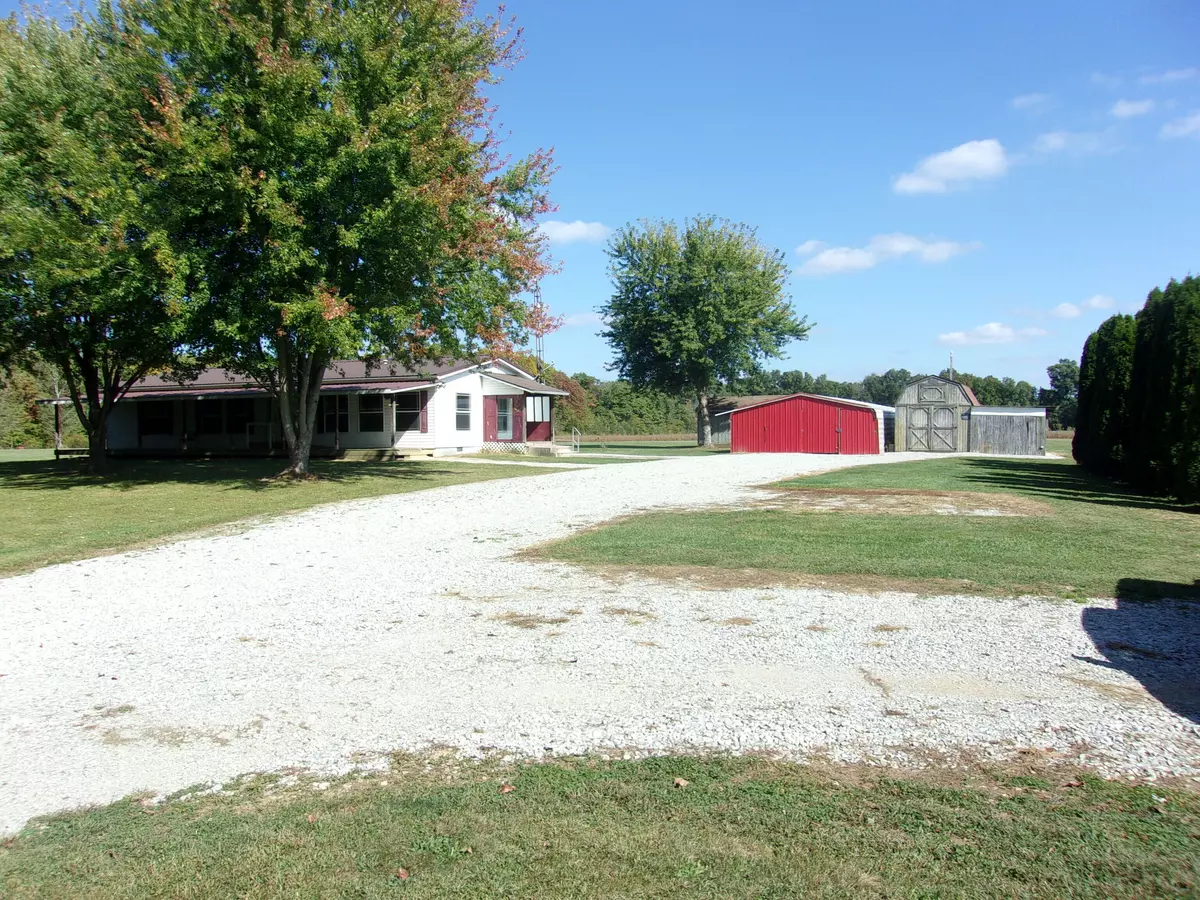Laurel, IN 47024,14187 Quarry RD