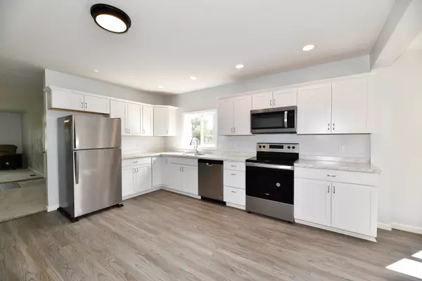 Elwood, IN 46036,1821 N D ST
