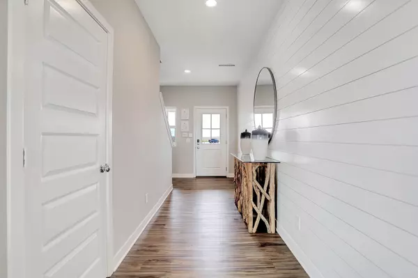 Indianapolis, IN 46113,7725 Hillway DR