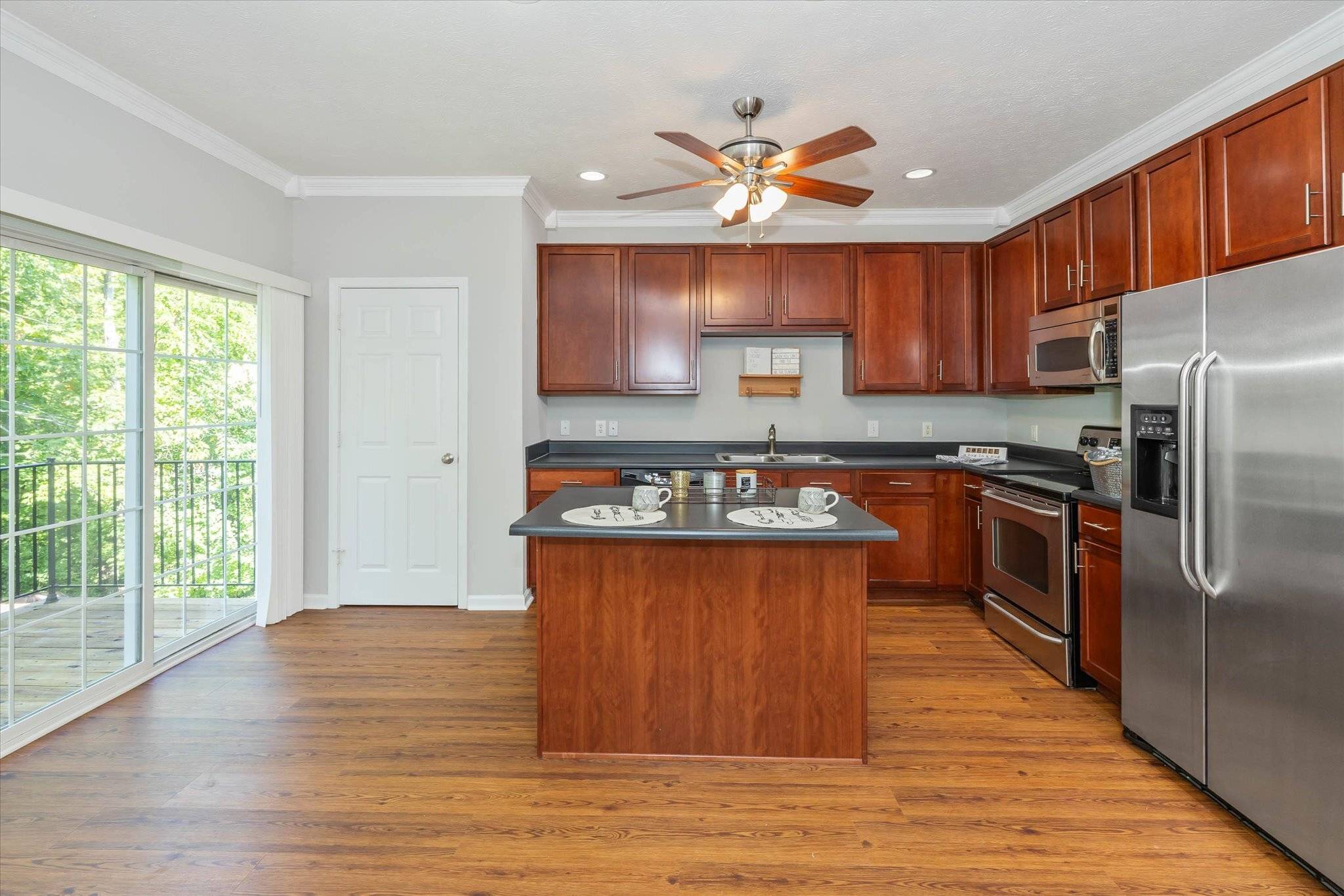 Indianapolis, IN 46250,9424 Tanhurst DR