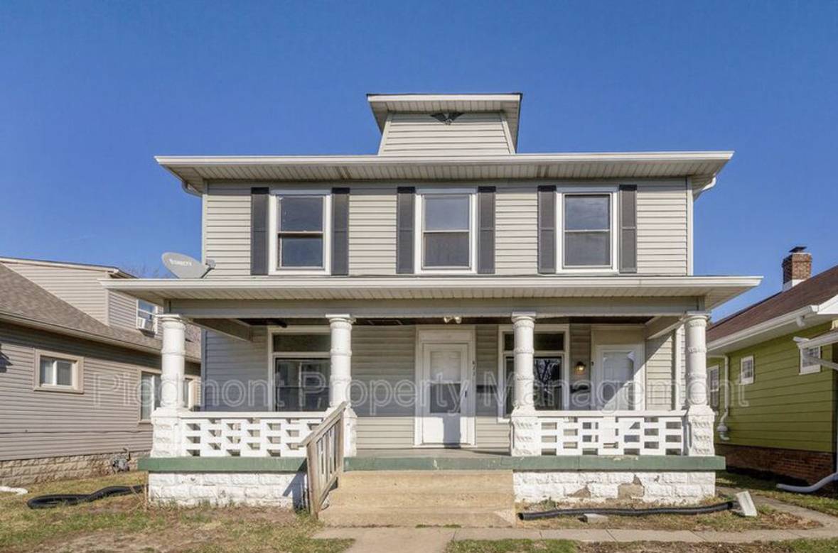 809-11 N Oakland AVE, Indianapolis, IN 46201