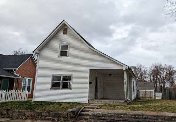 822 W 2nd ST,  Anderson,  IN 46016