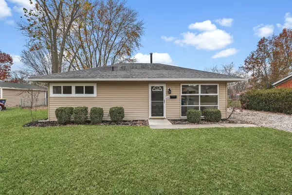 309 Parkway ST, Whiteland, IN 46184