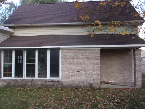 Elwood, IN 46036,2414 S C ST
