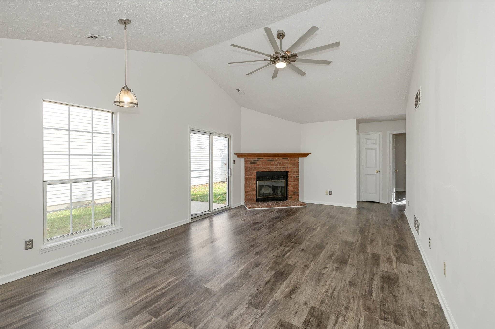 Indianapolis, IN 46250,6791 Colony Pointe South DR