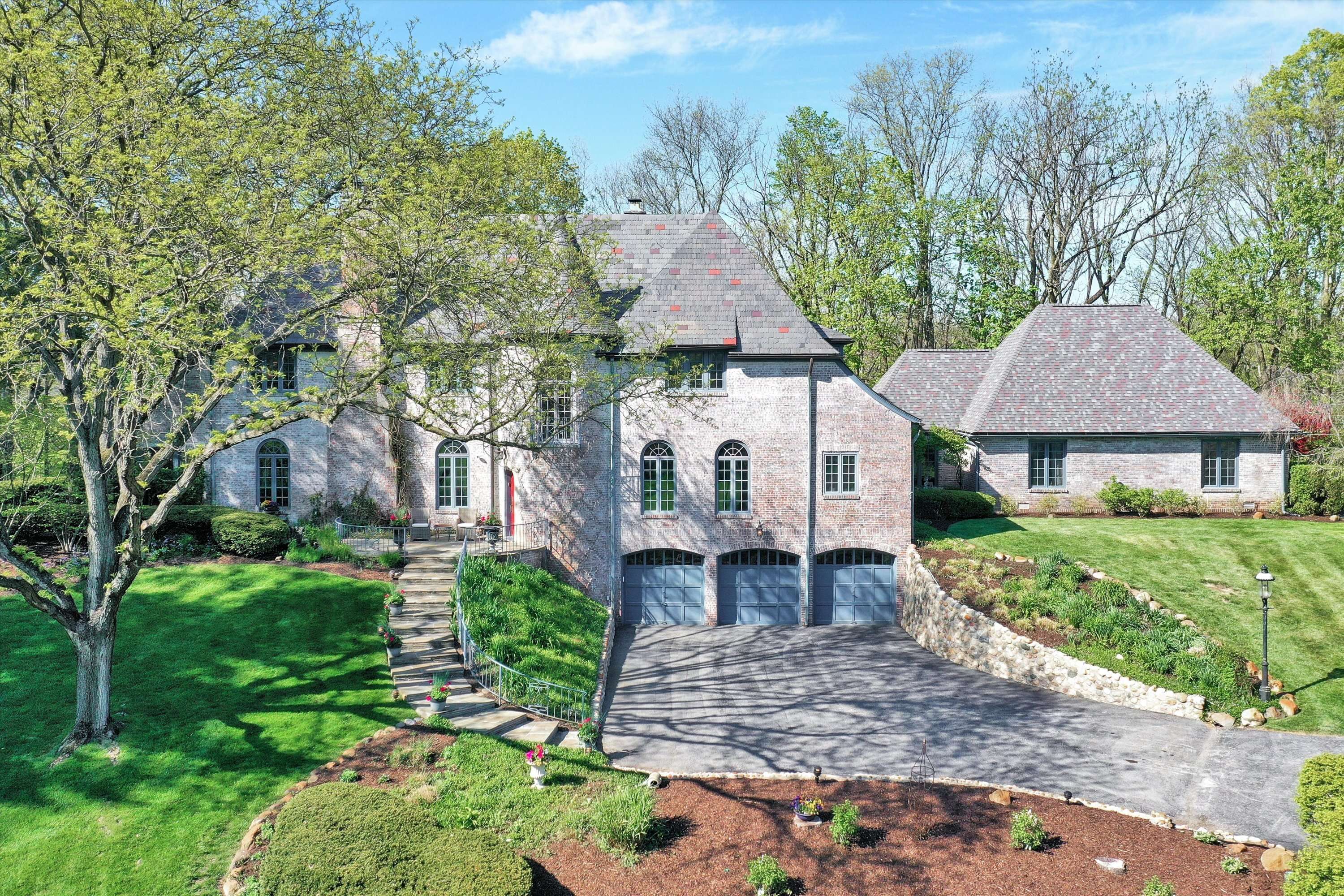 5440 E 75th ST, Indianapolis, IN 46250