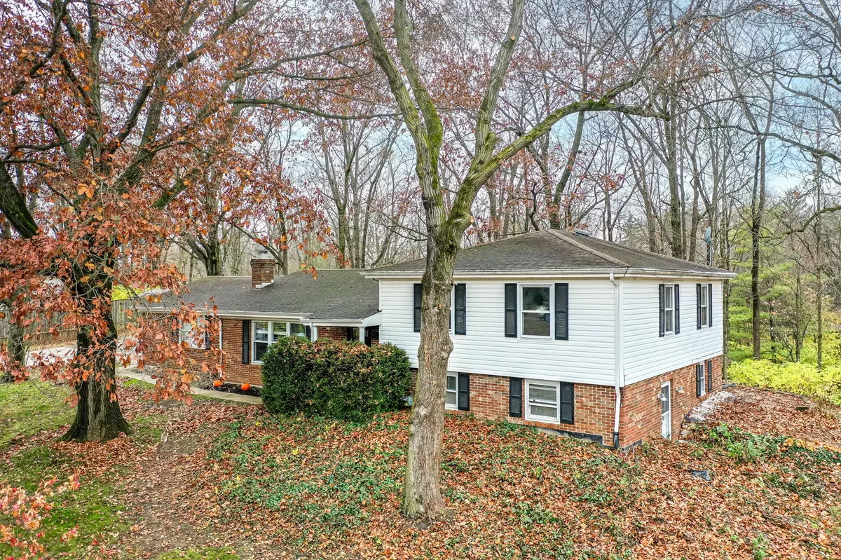 Elwood, IN 46036,10263 N Meadow Wood LN