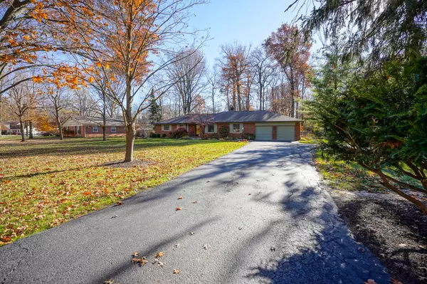 Indianapolis, IN 46240,1635 Nottingham DR