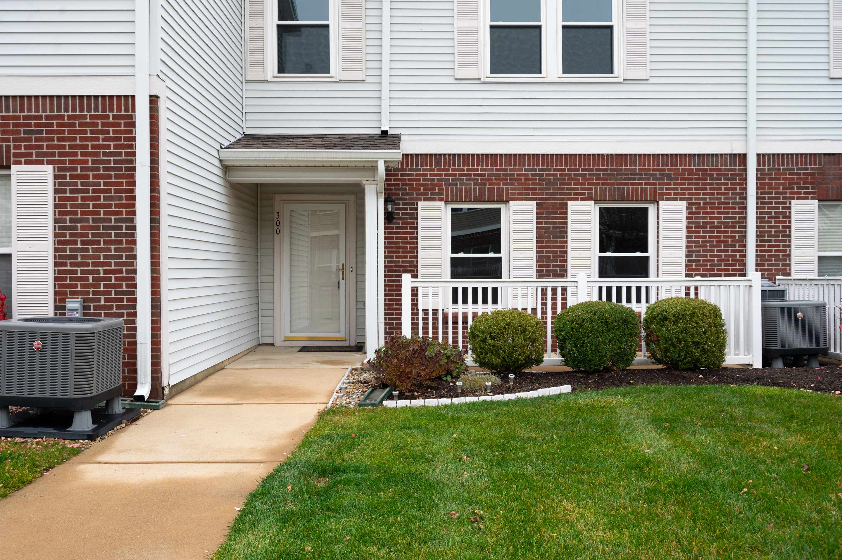 12215 Pebble ST #UNIT 300, Fishers, IN 46038