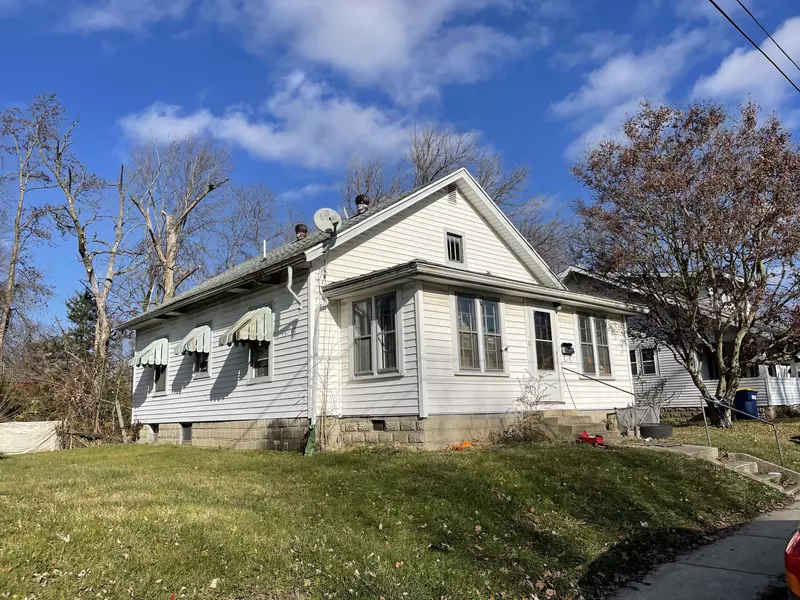 11 Highland ST, Greencastle, IN 46135