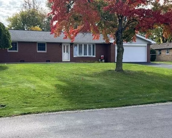 2305 E Riggin RD, Muncie, IN 47303