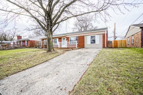 2532 Sickle RD, Indianapolis, IN 46219