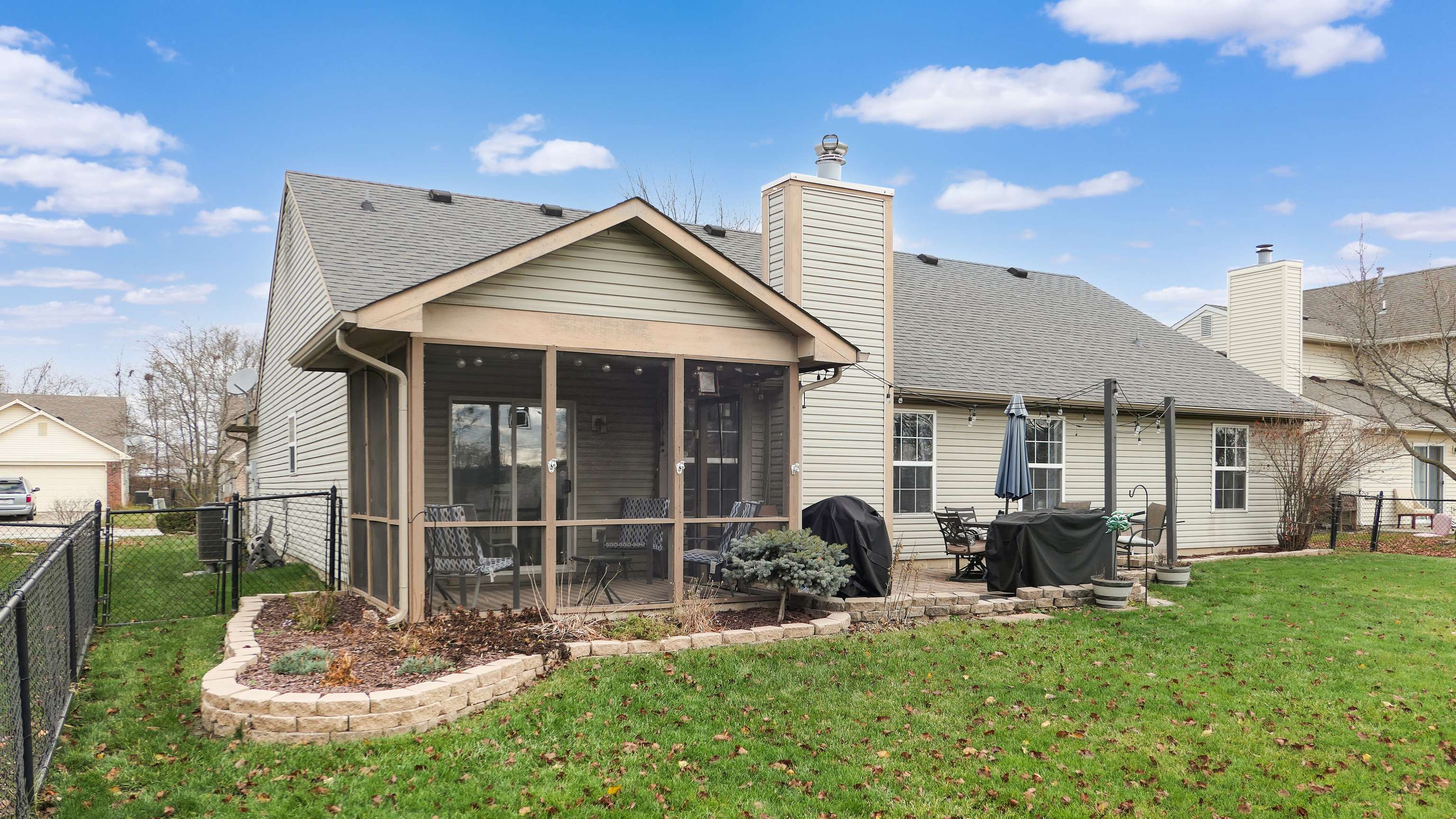 Indianapolis, IN 46237,6353 Whitaker Farms DR