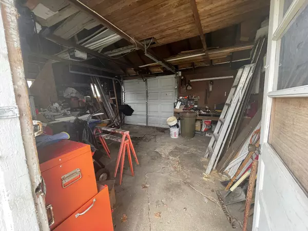 Rushville, IN 46173,1102 N Perkins ST
