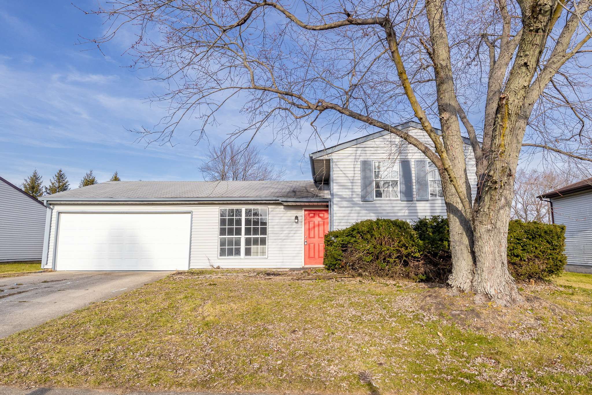 6135 Old Mill DR, Indianapolis, IN 46221