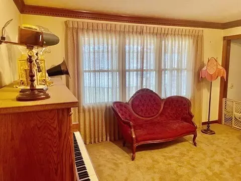 Indianapolis, IN 46217,5920 Charing Cross CIR