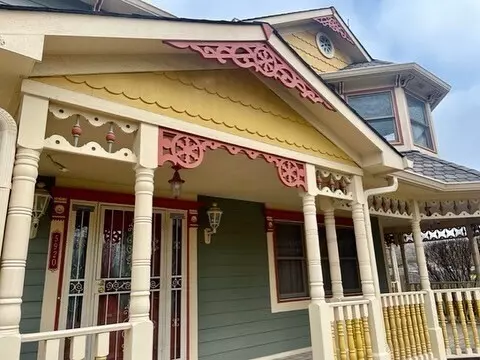 Indianapolis, IN 46217,5920 Charing Cross CIR