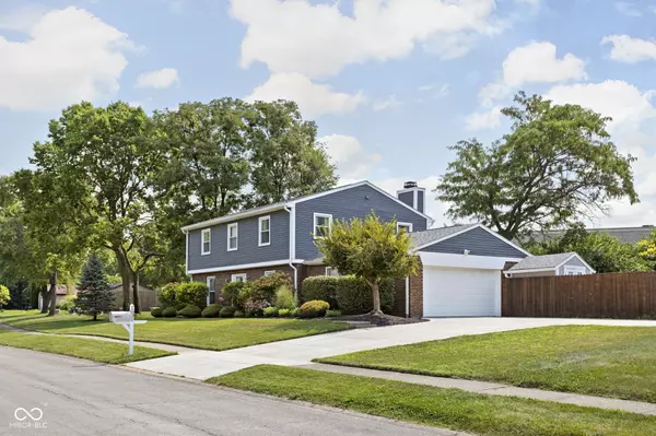 Indianapolis, IN 46260,1031 Golf LN
