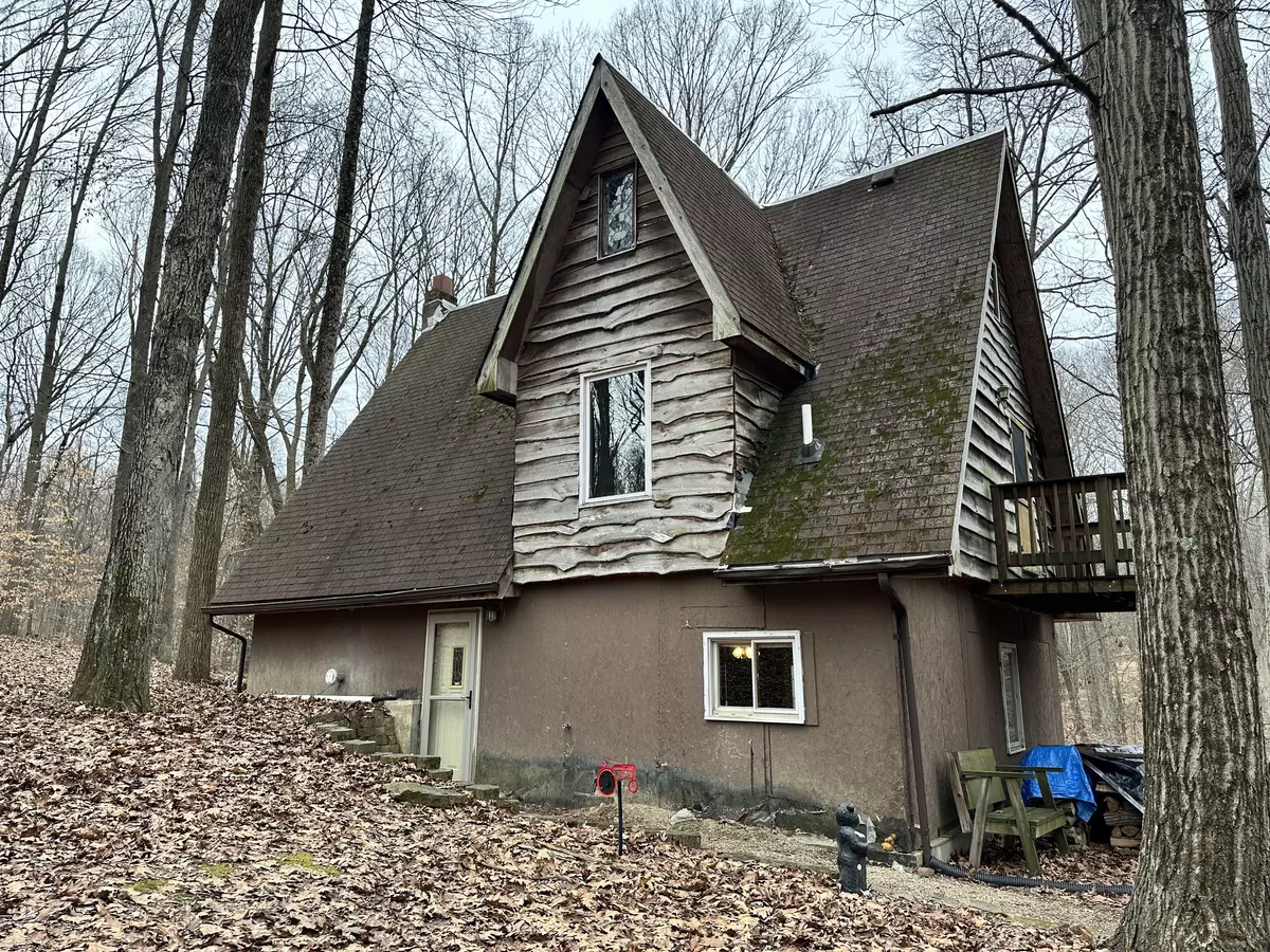 Bowling Green, IN 47833,7826 Bent Stream LN