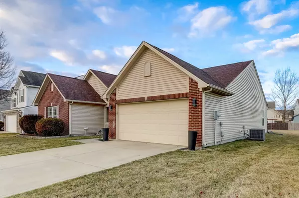 Indianapolis, IN 46235,4818 Long Iron DR