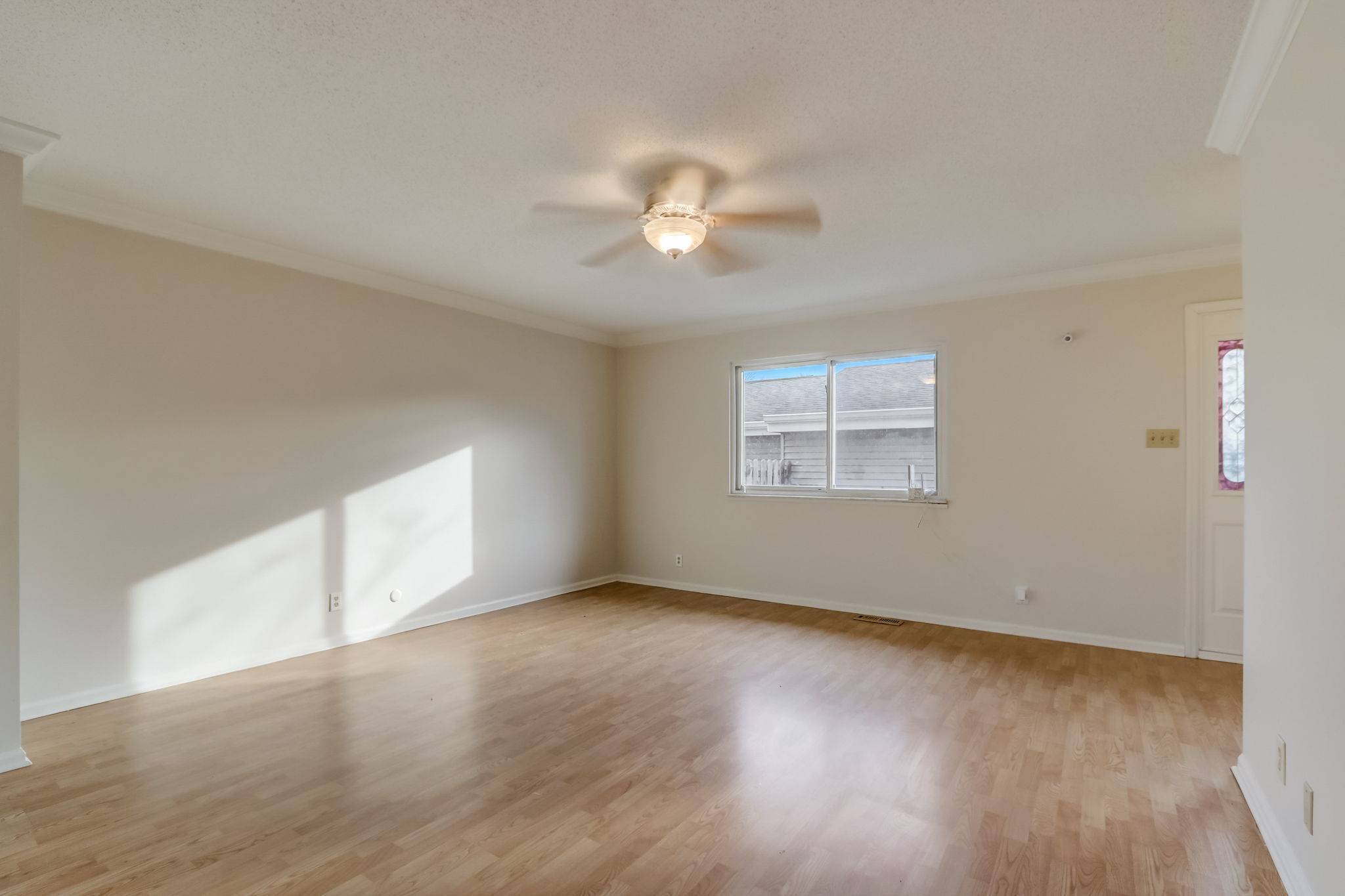 Indianapolis, IN 46226,5480 Vin Rose LN