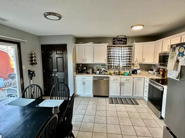 Indianapolis, IN 46237,4323 Arlington CIR