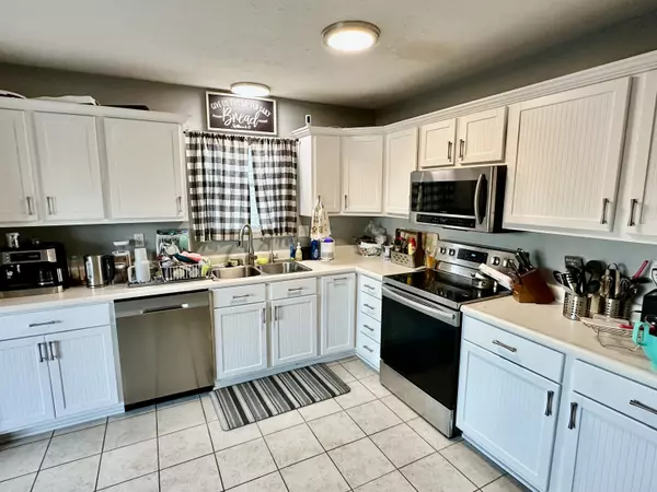 Indianapolis, IN 46237,4323 Arlington CIR