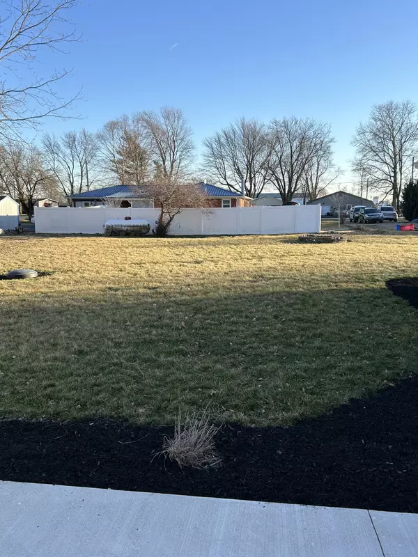 Advance, IN 46102,301 E Wall ST