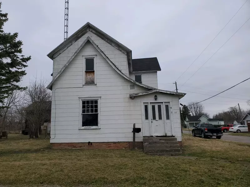 157 S Broad ST, Dunkirk, IN 47336
