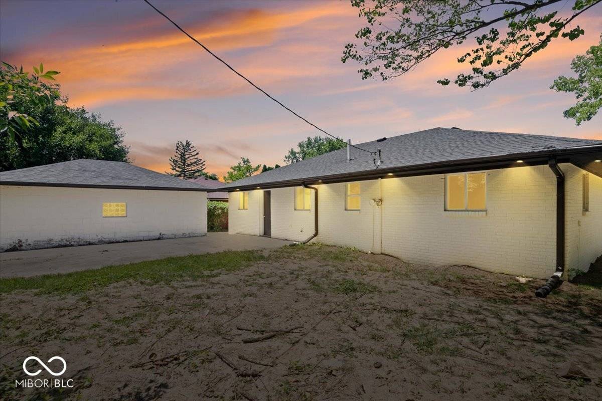 Indianapolis, IN 46226,4233 Roselawn DR