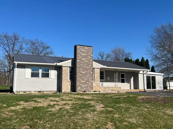 905 Maple DR,  Rockville,  IN 47872