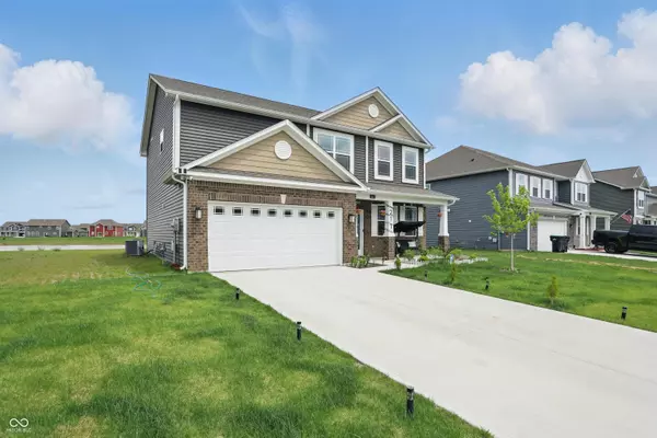 Whiteland, IN 46184,211 Walker DR