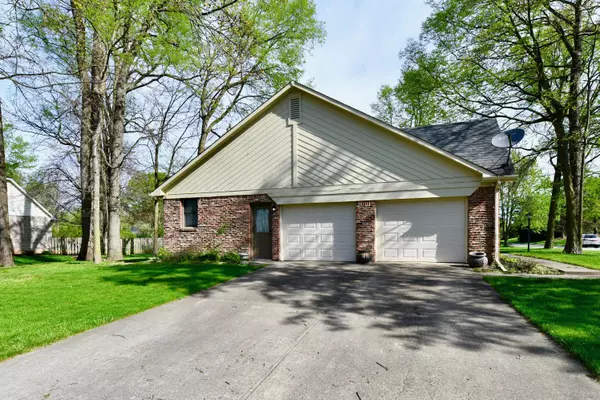 Indianapolis, IN 46256,9516 Moorings BLVD