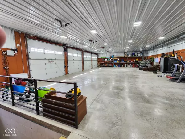 Attica, IN 47918,2208 E State Road 28