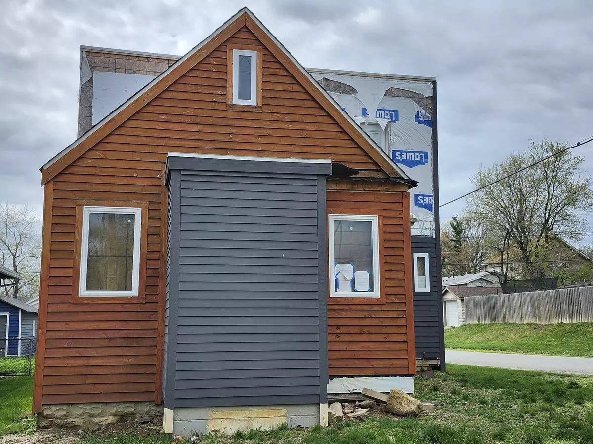 Indianapolis, IN 46225,2302 S Pennsylvania ST