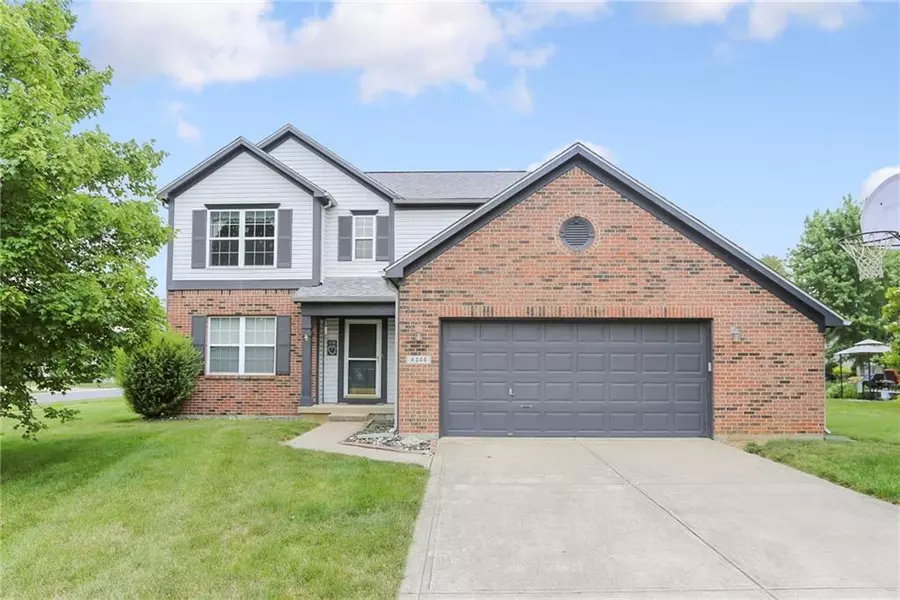 4344 Teakwood LN, Greenwood, IN 46143