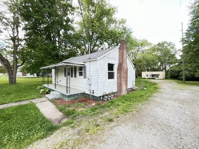 809 Alexandria PIKE, Anderson, IN 46012