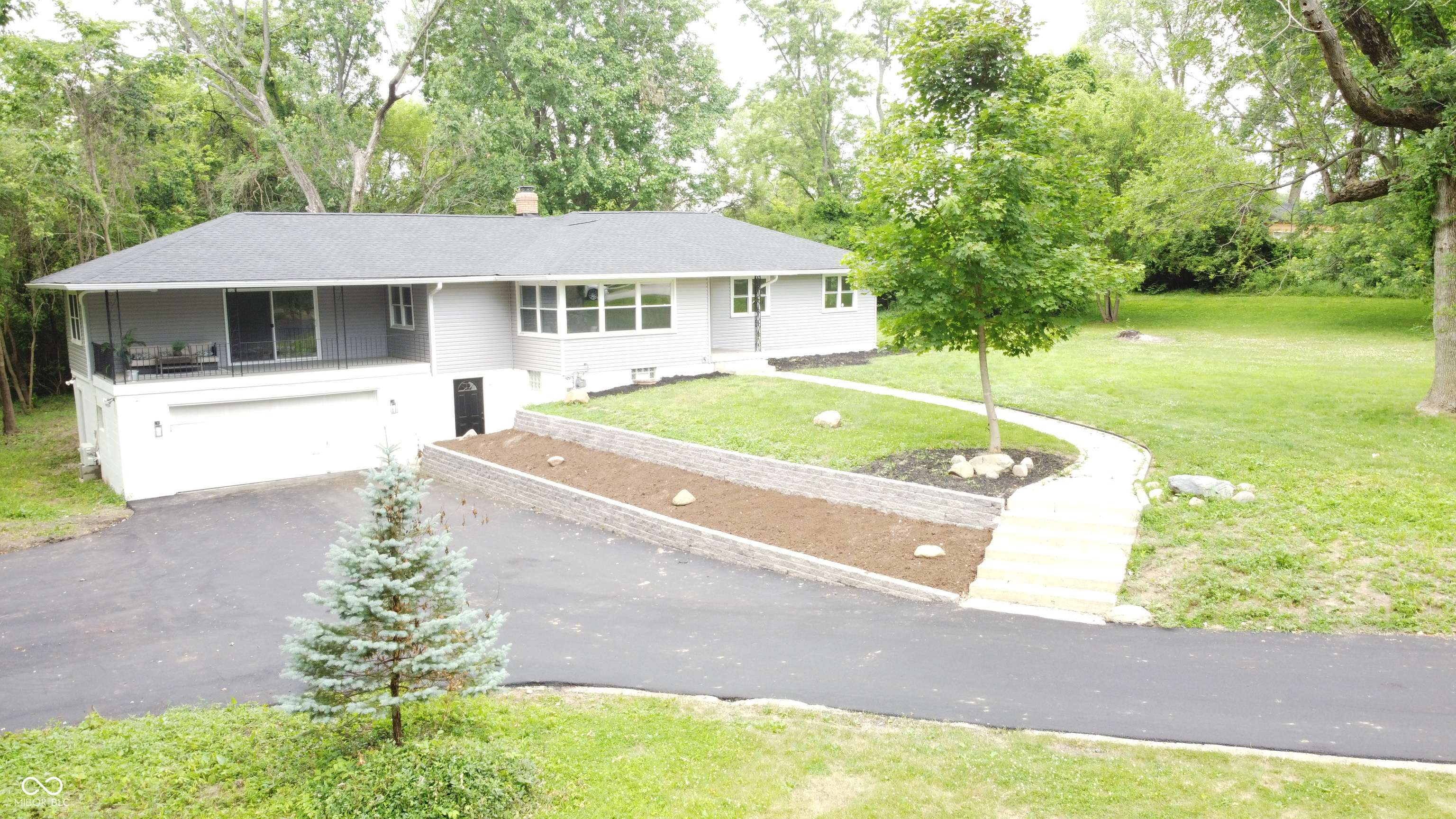 6010 Middle DR, Indianapolis, IN 46235